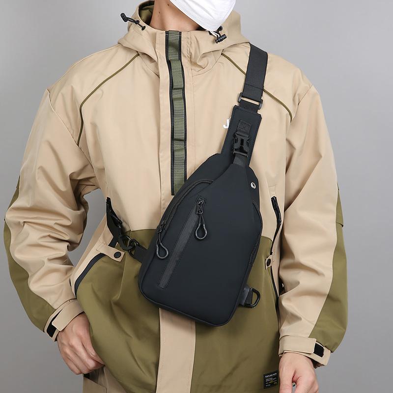 Men Bag Fashion New Solid Color Men Chest Bag Outdoor Casual Fashion One Shoulder Crossbody Bag USB Charging Shoulder Bags