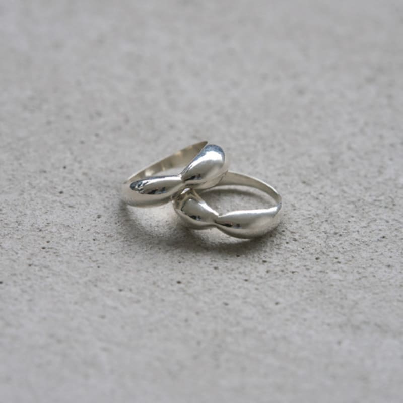 touched PEBBLE RING 03