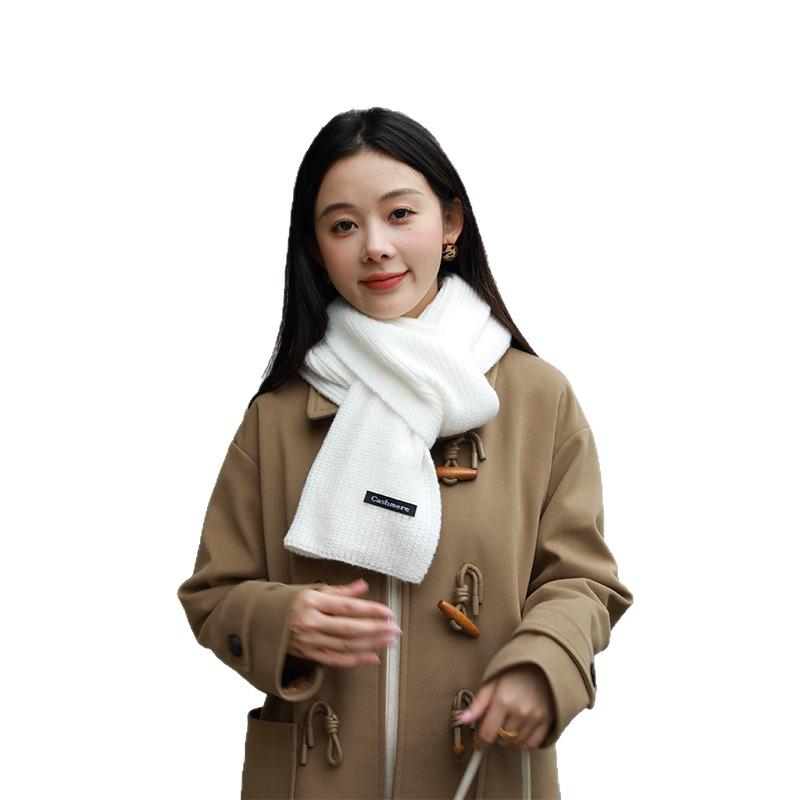 New Solid Color Knitted Scarf for Women, Fashionable and Simple In Autumn and Winter, High-end Warm Student Short Scarf