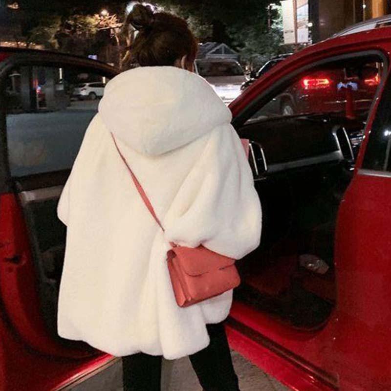 Veste Femme Mode Chaude Fausse Fourrure à Capuche Ample Mignonne Manteau en Peluche Longueur Moyenne Coupe Ample Manteau d'Extérieur Automne Hiver
