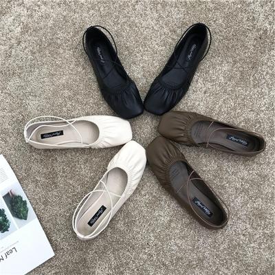 2025 Spring and Autumn New Pleated Square Head Retro Flat-soled Grandma Shoes Soft-soled Single Shoes Fairy Cross Belt Ba