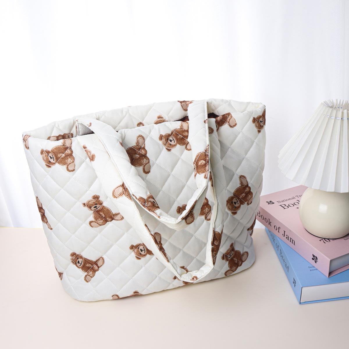 

Cute Floral Quilted Large Tote Bag for Women 40X17X34