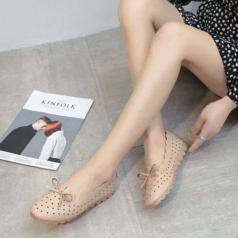 Doudou Shoes Female Mother Shoes Spring and Autumn Flat-bottomed Casual Single Shoes One Pedal Lazy Shoes White Nurse Shoes