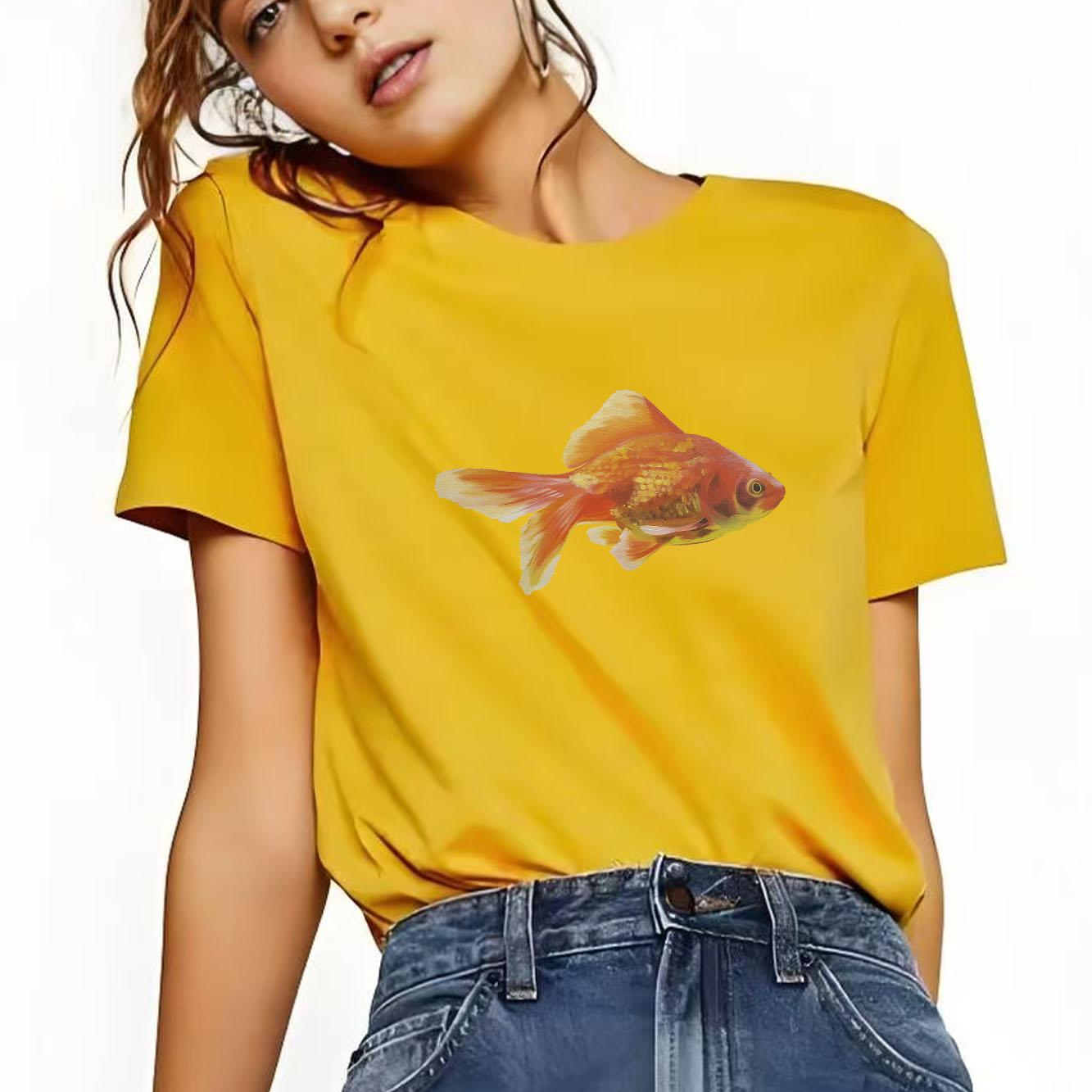 Beautiful goldfish print short sleeved round neck Womens Tshirt for spring and summer versatile Womens Tshirt S