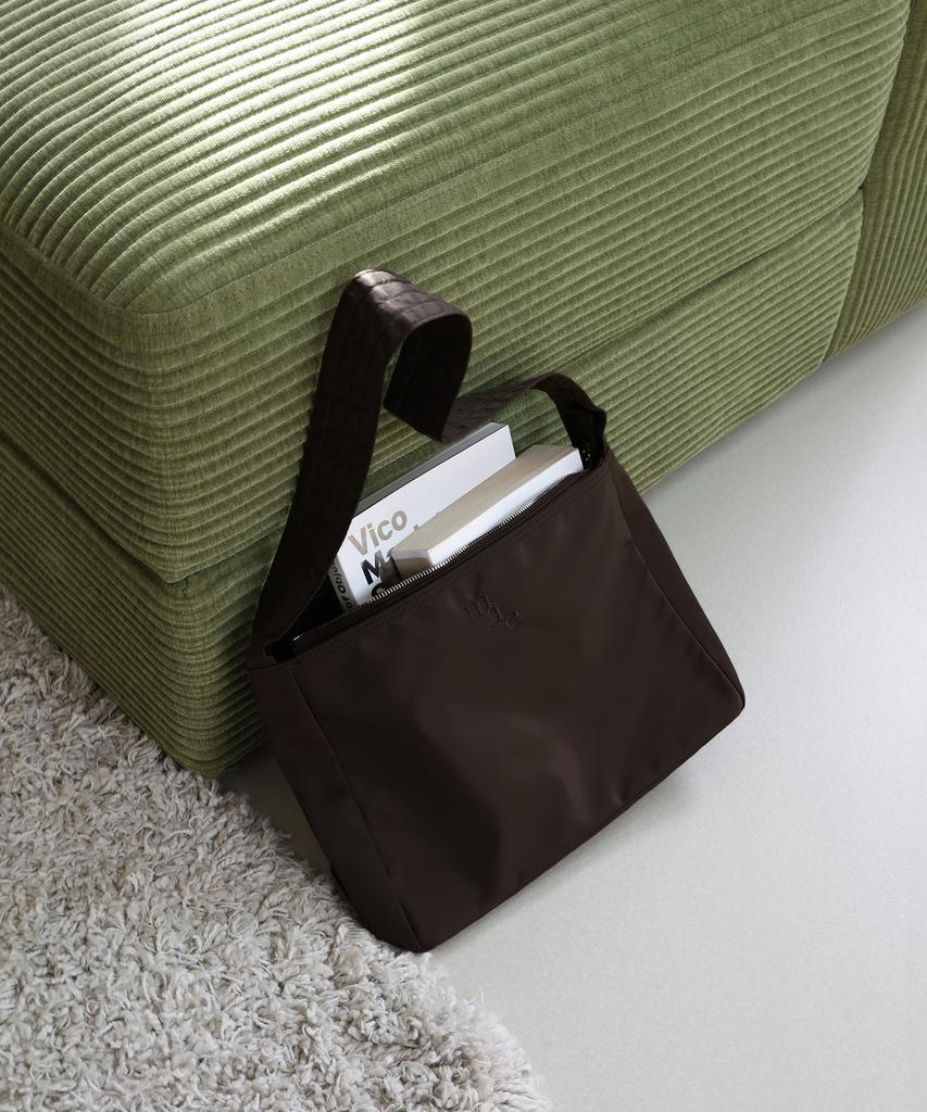 Mucu And Ebony Comfy Bag _ Dark Brown