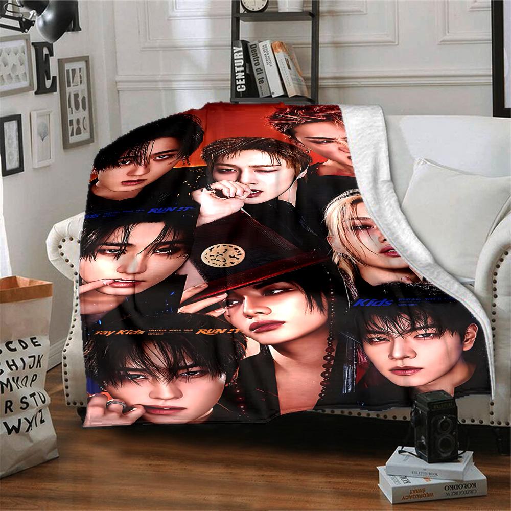 Stray Album Collection Flannel Blanket Super Soft Warm Cozy Blanket for Sofa Bed Office Travel All‑Season Home Decor Gift