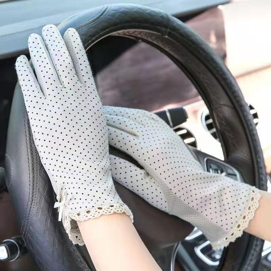 1 Pair Sun Protection Gloves Extra Soft Breathable Non-slip Design Sweat-absorption Elastic UV