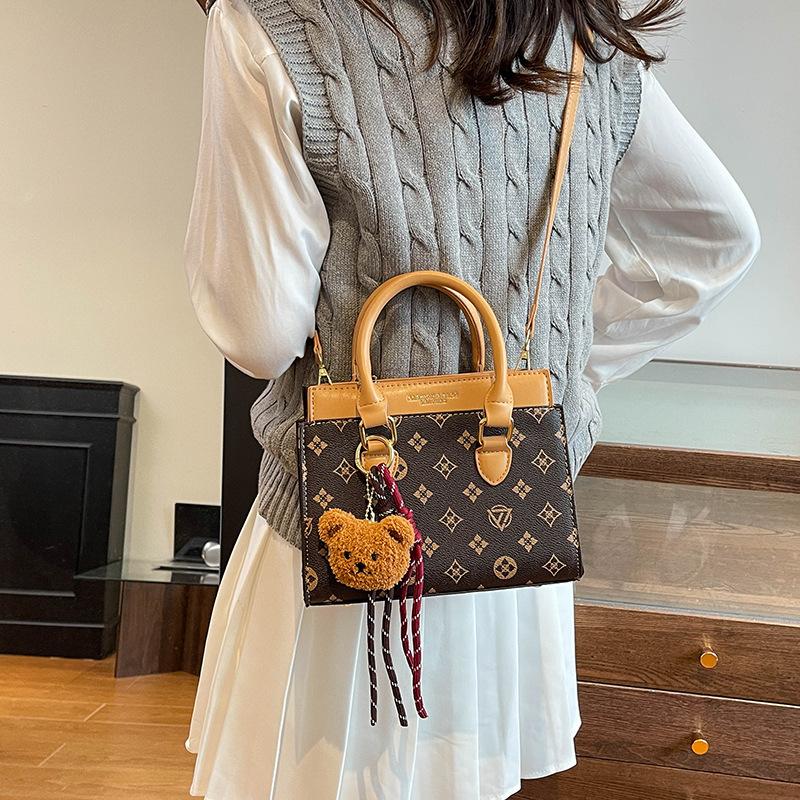 New Fashion High-end Sense Contrasting Color Tote Bag Portable Shoulder Messenger Women's Bag