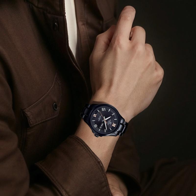 Casio CASIOEDIFICE series IP coating solar energy simple casual business Roman scale solar quartz movement stainless steel strap Japanese EFB-104SBC-1