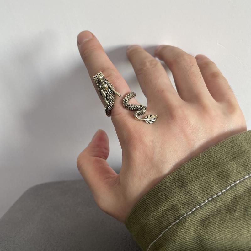 Creative Metal Golden Dragon Ring Cigarette Clip Driving Game Guitarist Perfect Universal Decor Gifts for Men Women