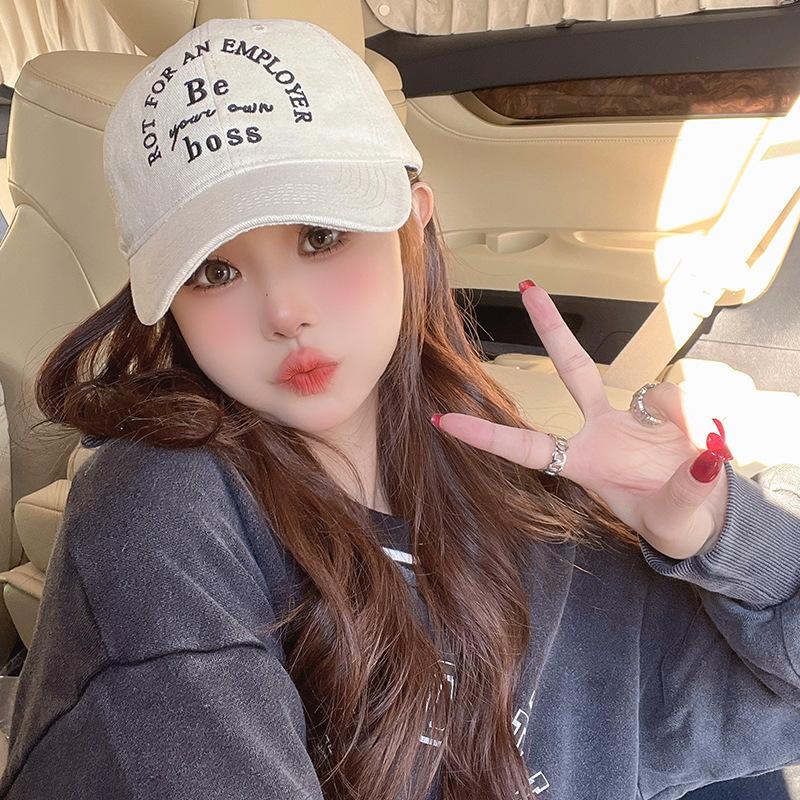 Versatile baseball cap children Korean version ins couple student fashion show face little peaked cap man adjustable