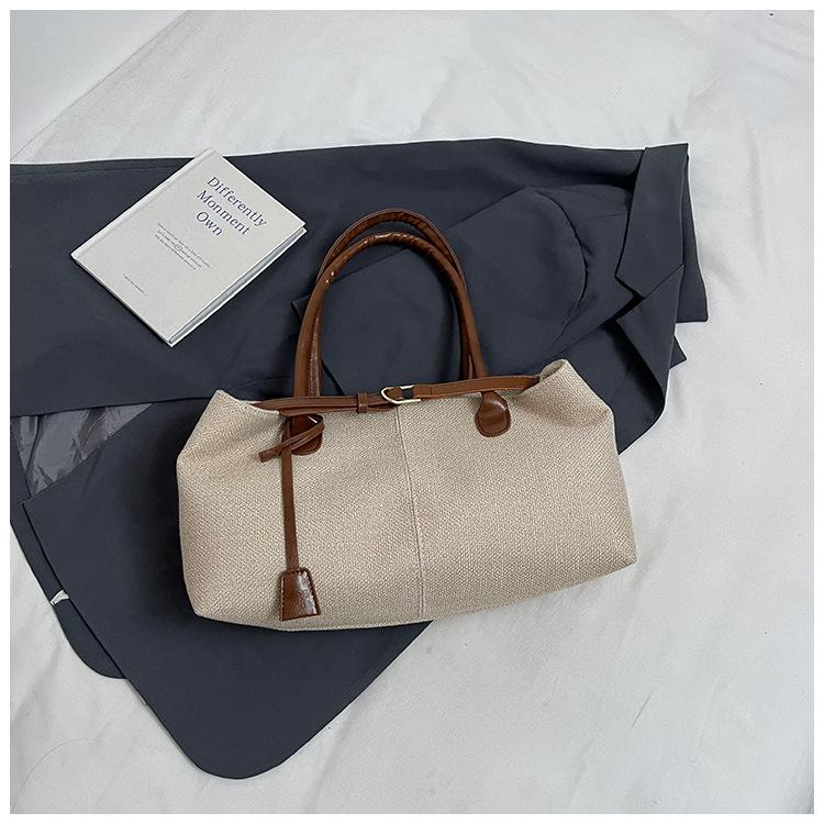 

Повседневная холщовая сумка большой вместимости женская 2025 новая универсальная на плечо подмышку портативная сумка-тоут