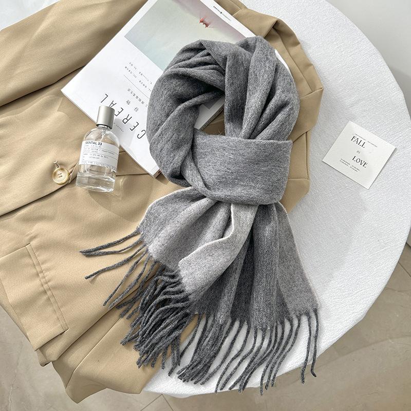 Creative and simple two-color double-sided design feeling warm wool scarf autumn and winter women's high-end feeling elegant temperament shawl