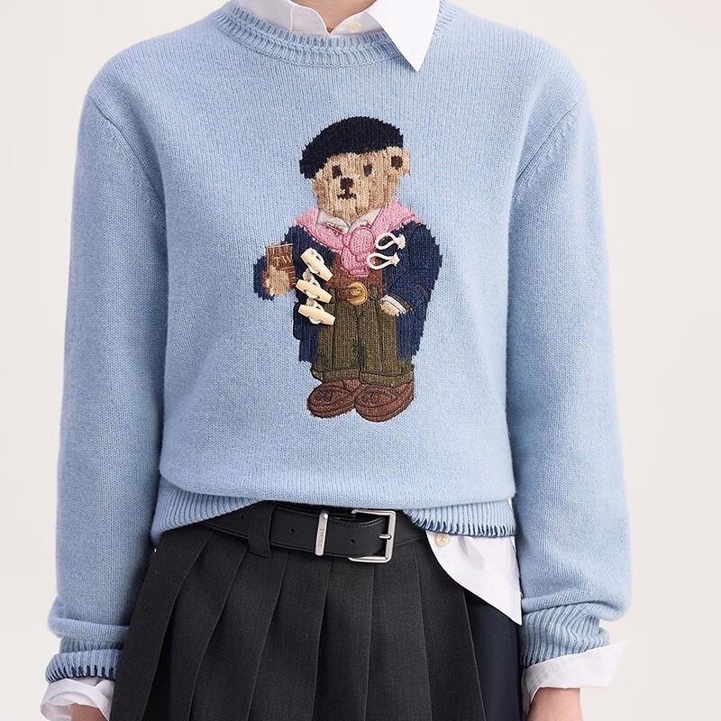 Teenie Weenie Women's Bear Graphic Round Neck Pullover Sweater