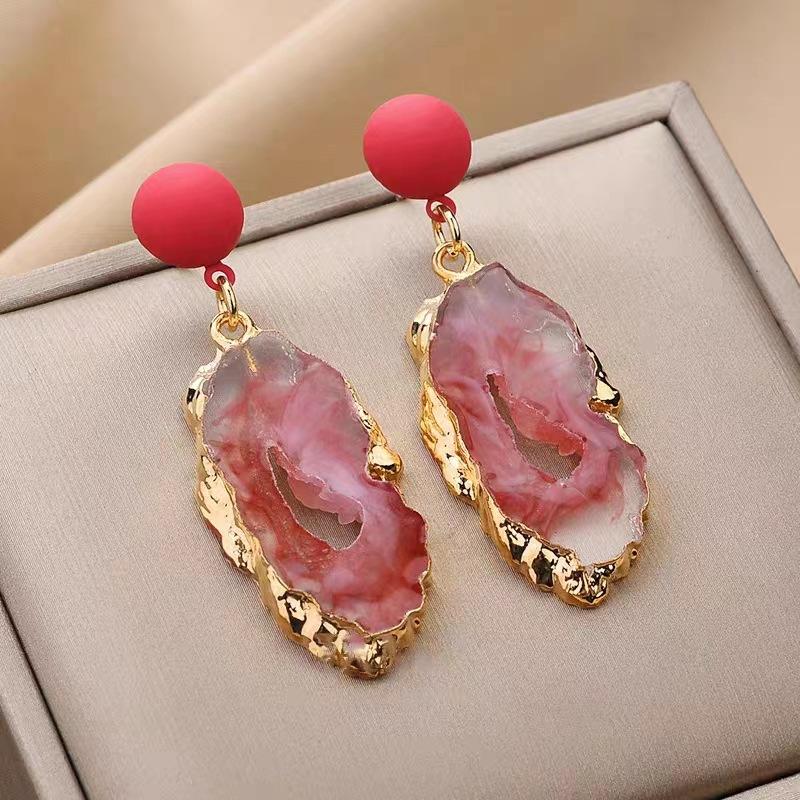 

JMXD Bohemian Vintage Turquoise Earrings for Women Versatile Designer Fashion Statement Jewelry червоний