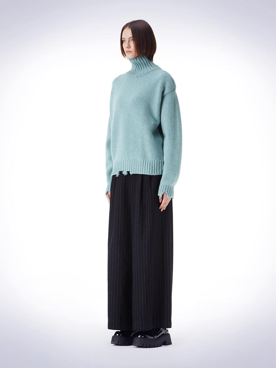 House 072C Damage High-Neck Pullover Knit Green F