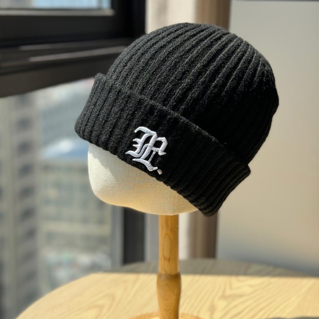 New Knitted Hat for Women in Autumn and Winter Warm and Fashionable Embroidered Young Couple Pullover Hat Versatile Street Ear Protection Knitted Hat