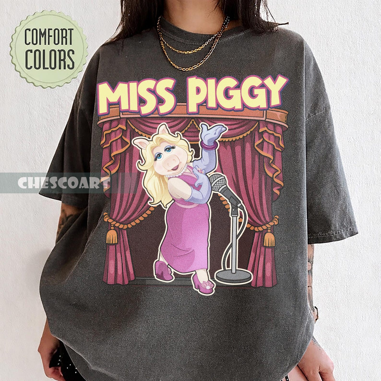 Miss Piggy Vintage T-Shirt, Funny Muppets Graphic Tee, Retro Cartoon Shirt M