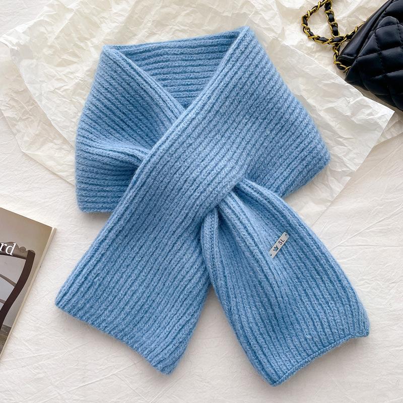 Small scarf with wool crossed wool for women's winter new versatile knitted neck protection coffee scarf