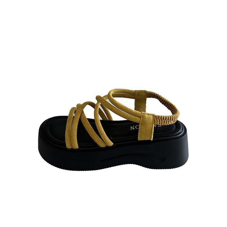 

Platform sandals women s 2025 new summer retro fashion word with small platform casual Roman sandals 35