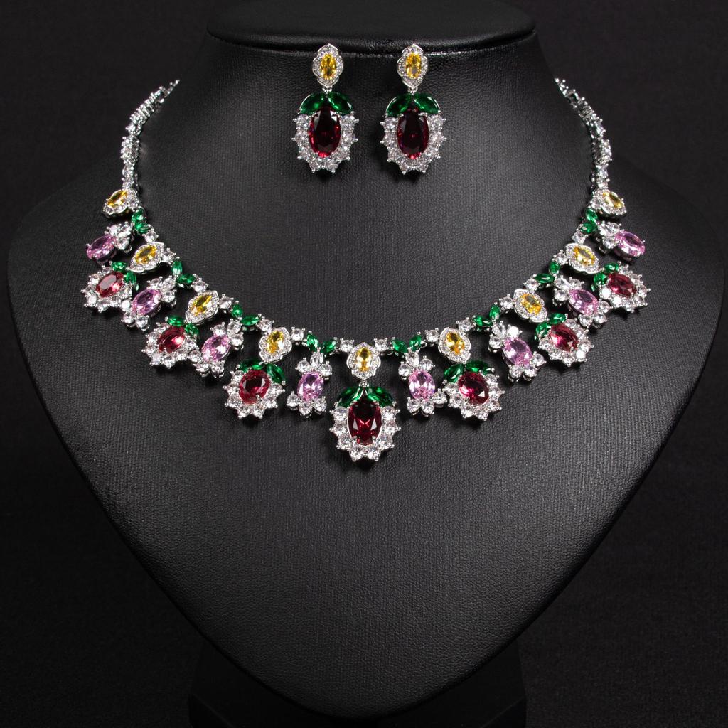 Women's Light Luxury Niche Design Floral Zircon Necklace Earring Set Fashionable And Versatile Pendant Set Daily Accessories