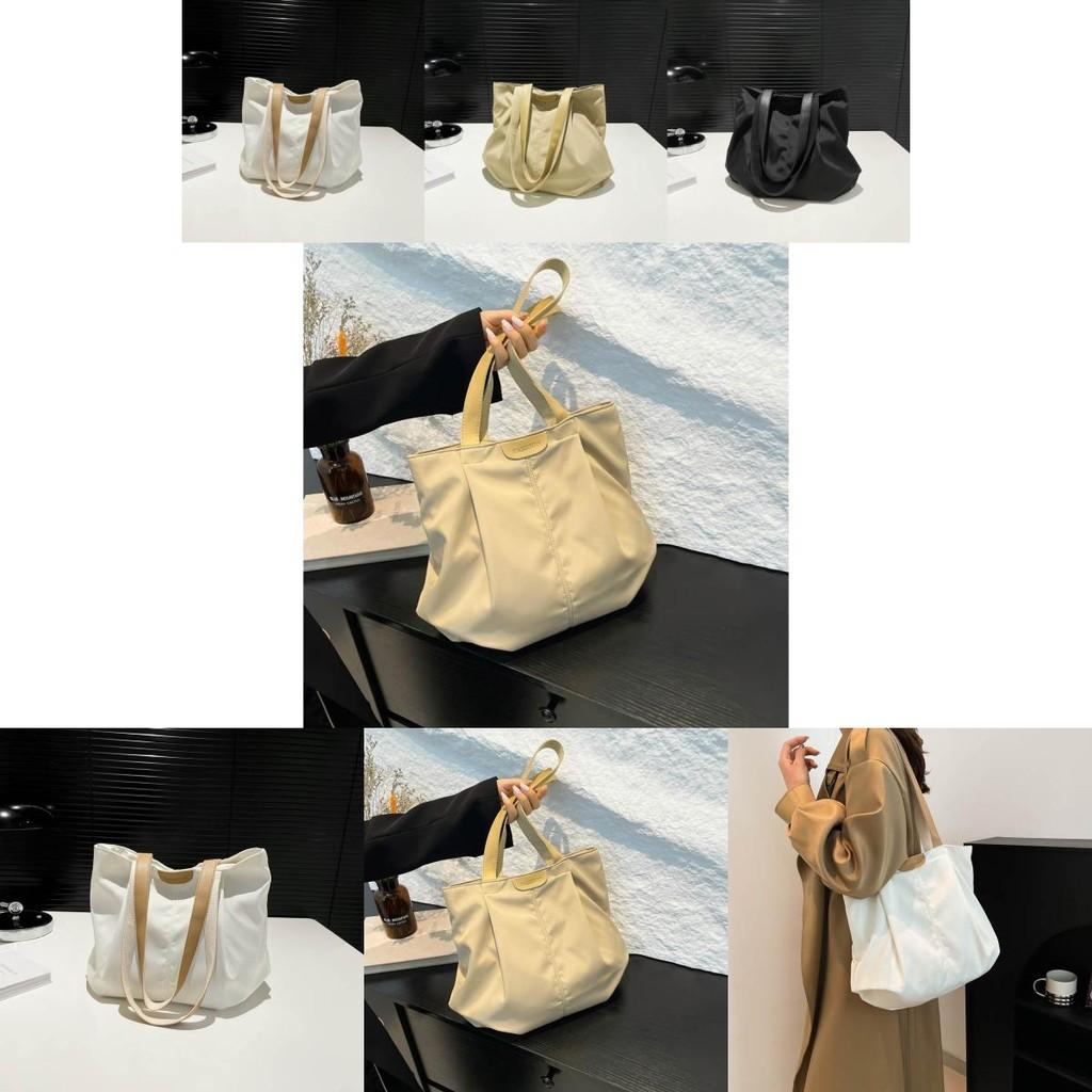 Chic And Spacious Canvas Tote Bag For Women Perfect For Casual Travel And Daily Use