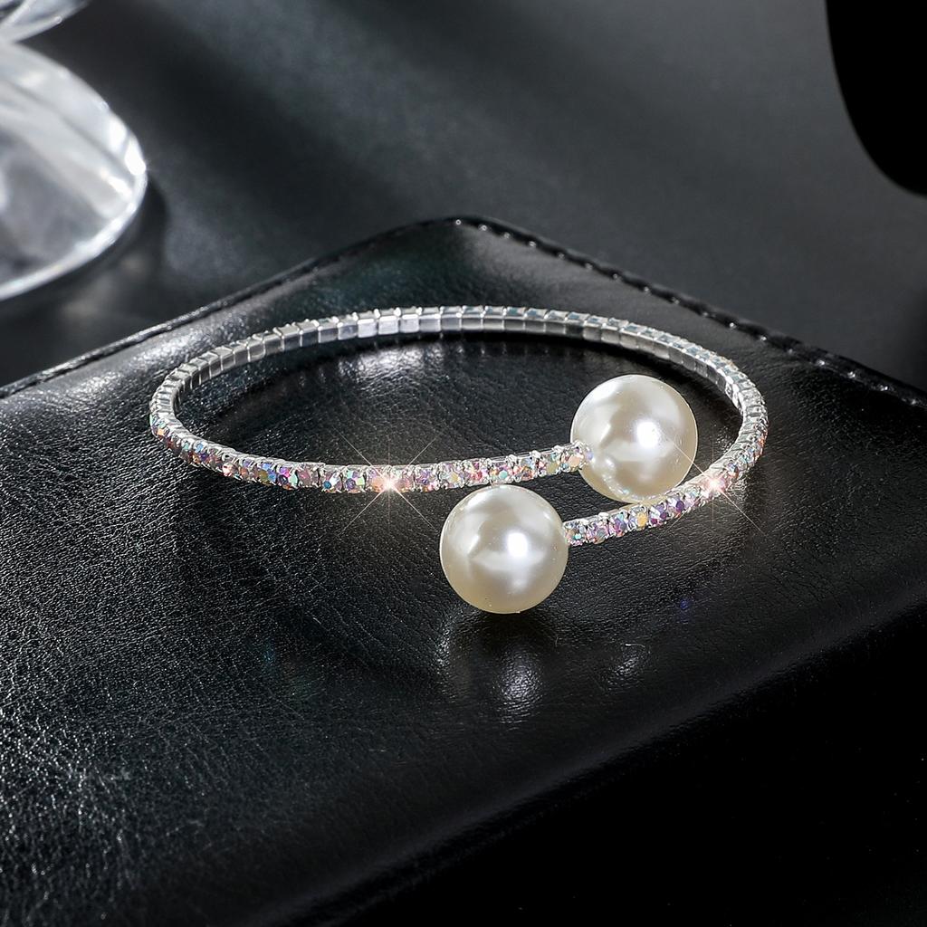 Módní svatební šperky Elegantní třpytivý kamínkový perlový jednořadý ručně vyrobený 1 řetízkový náramek Velkoobchodní dávka