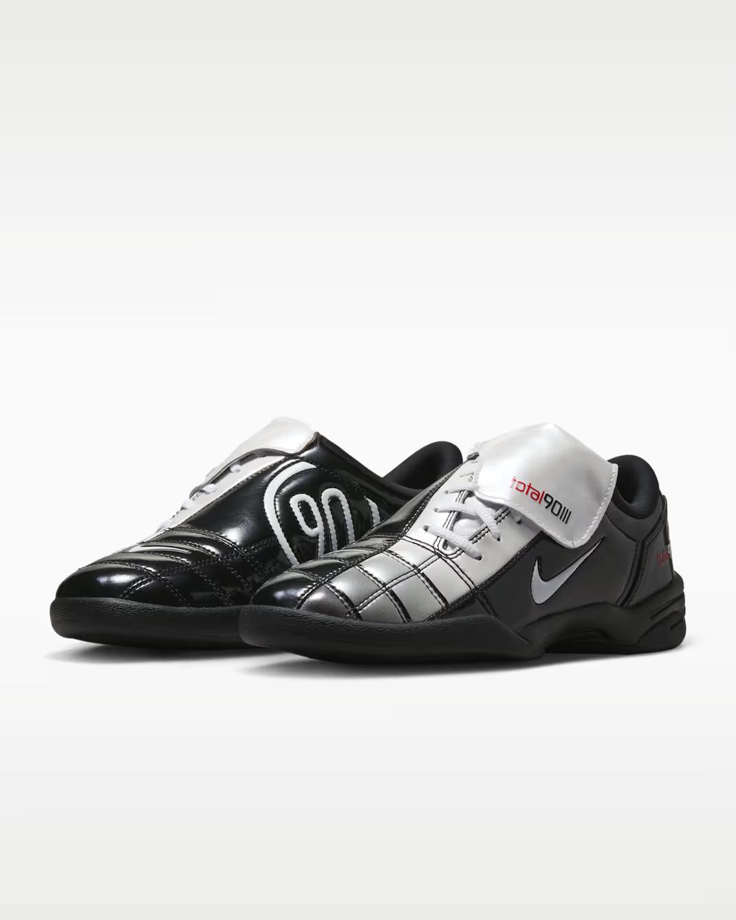 IO2389-001 Nike Total 90 3 SE Black/White/University Red (Women s) 5