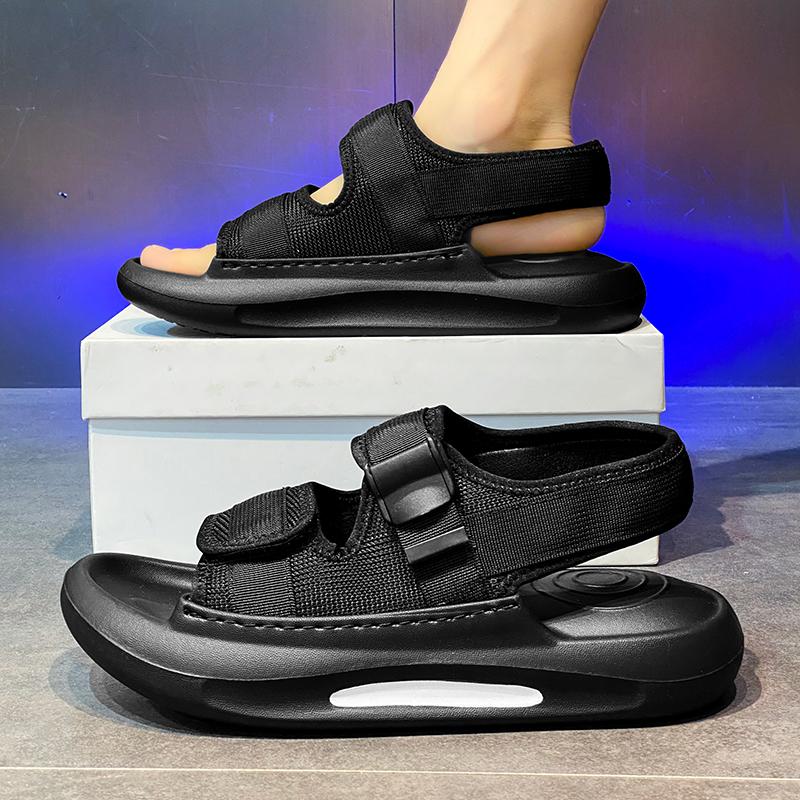 Summer Men Sandals Casual Slippers Waterproof Oilproof Nurse Chef Shoes Breathable Lightweight Garden Sandals Beach Aqua Shoes