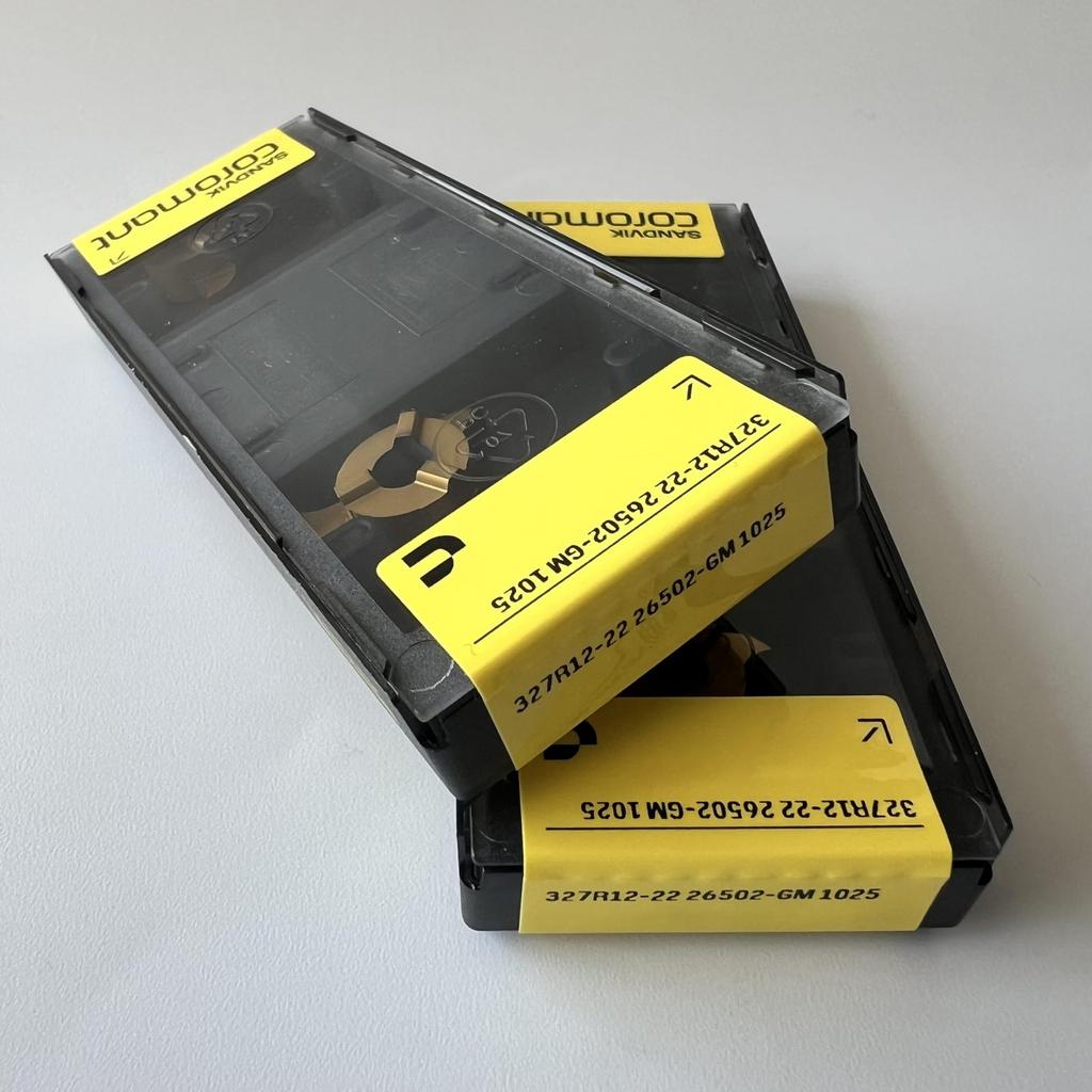 Sandvik / 327R12-2226502-GM 1025 / Original Swedish Hard Alloy Blade 2 Pcs