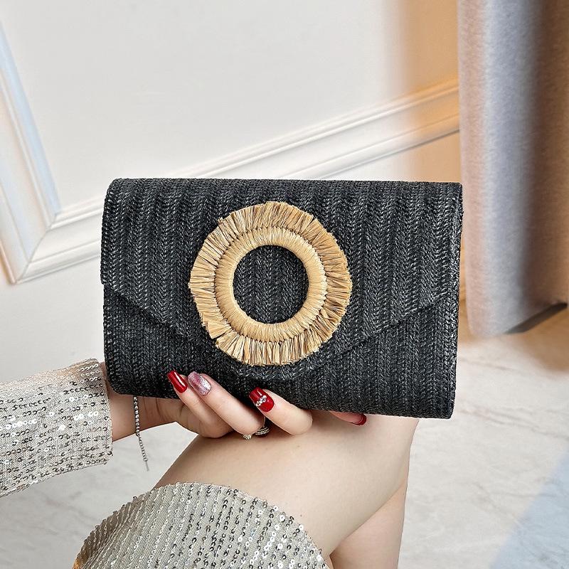 2025 Women's Retro Straw Evening Bag: High-End Minimalist Woven Beach Style