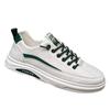 Sneaker Herren 2025 neu koreanische Version des Trends Lederoberfläche weiße Schuhe Low-Top flache Sohle Schuhe rutschfeste Freizeitschuhe Herren
