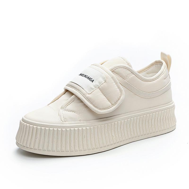 

Platform bread shoes women s spring new biscuit shoes fashionable versatile women s Velcro casual sports board shoes 35 белый