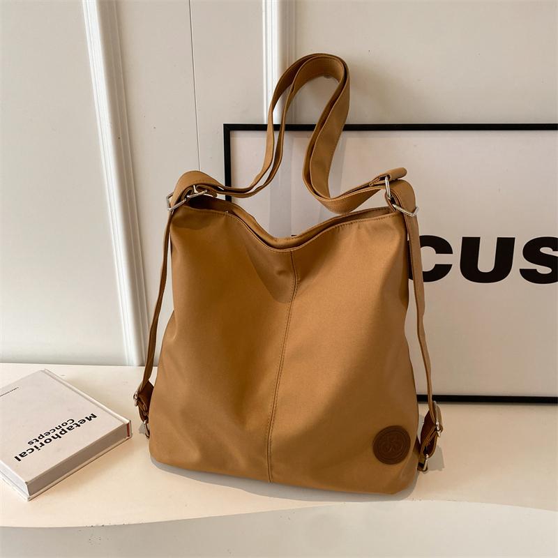Large Capacity Nylon Zipper Ladies Shoulder Bags Hot Sale Crossbody Bags for Women  Commuting