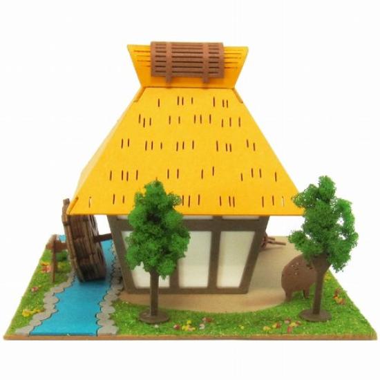 Sankei Miniature Art Mini Farmhouse and Waterwheel MP05-09