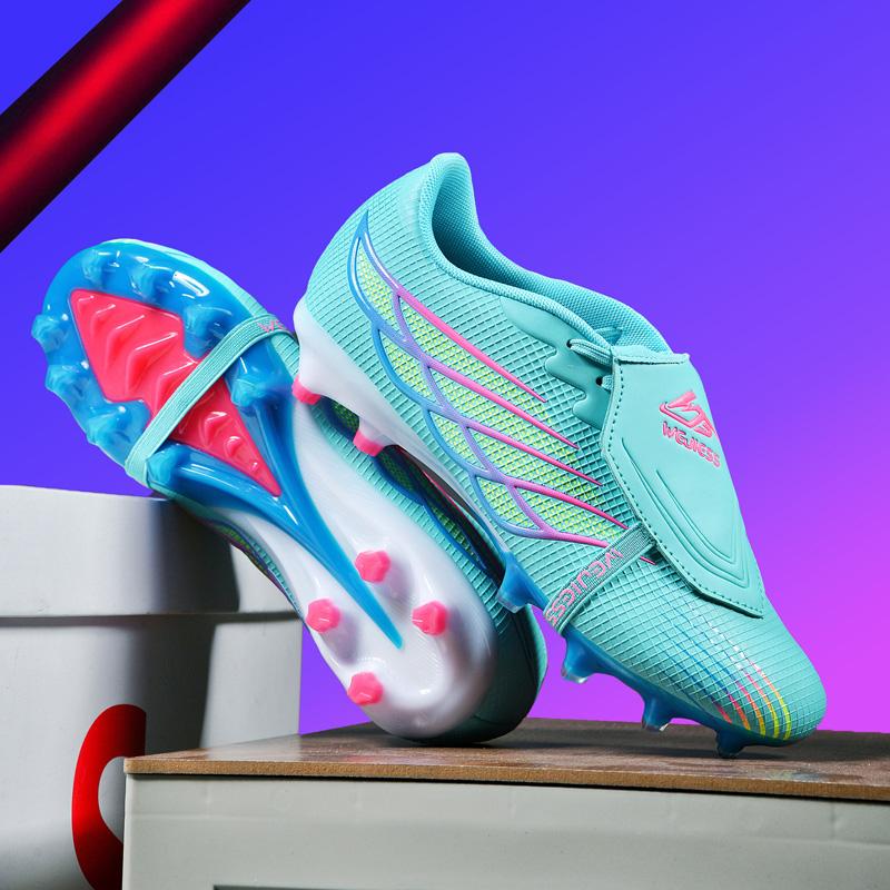 Football Cleats Men Ultralight Grass Soccer Shoes Men'S Futsal Shoes Professional Ag Football Shoes Men Training Match Sneakers