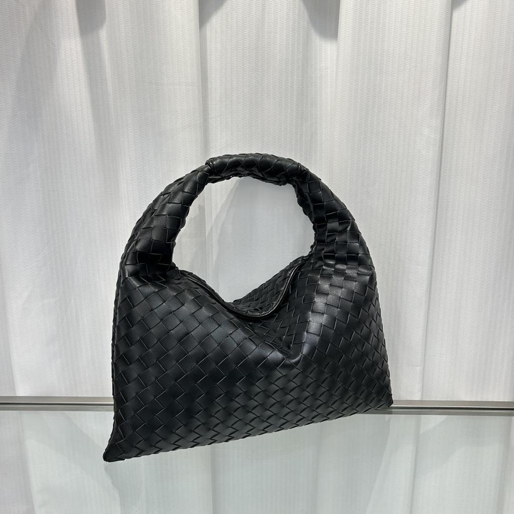 Genuine Leather Hand-Woven Underarm Bag - Stylish, Versatile, High-Quality Cowhide Shoulder Bag for Women