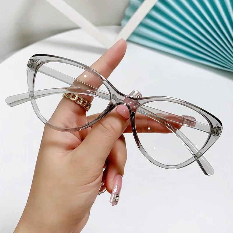 New Vintage Cat Eye Anti-Blue Light Glasses Classic Retro Triangle Frame Women Computer Gaming Eyeglasses Plain Glass Spectacles