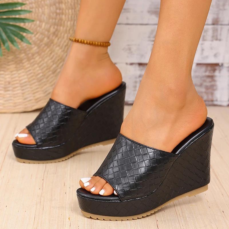 Fashion Peep Toe Wedge Heels Sandals for Women Summer Patent Leather Platform Slippers Woman Anti Slip Thick Sole Beach Sandalias Mujer