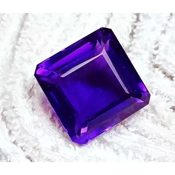 Natural Glossy Violet Amethyst 15-17 Ct Emerald Cut Beautiful Gemstone