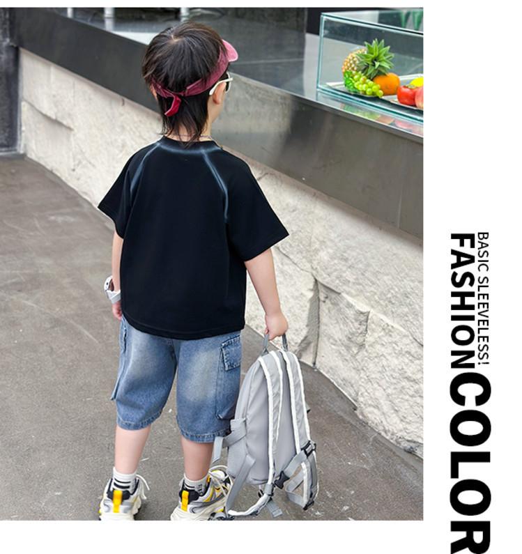 2026 Sommer-Mode für Jungen: Bedrucktes Oberteil mit Tasche und kurzen Ärmeln & Jeans-Shorts: Trendiges zweiteiliges Set