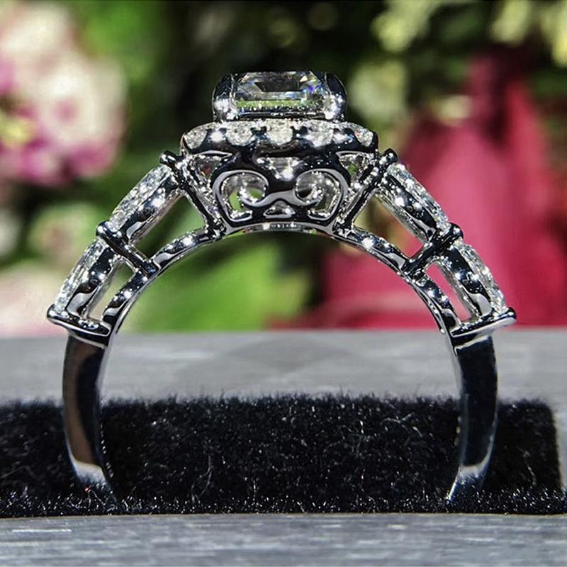 Huitan Rings for Women Brilliant Cubic Zirconia Wedding Engagement Female Accessories Fancy Proposal Ring Gift Trendy Jewelry