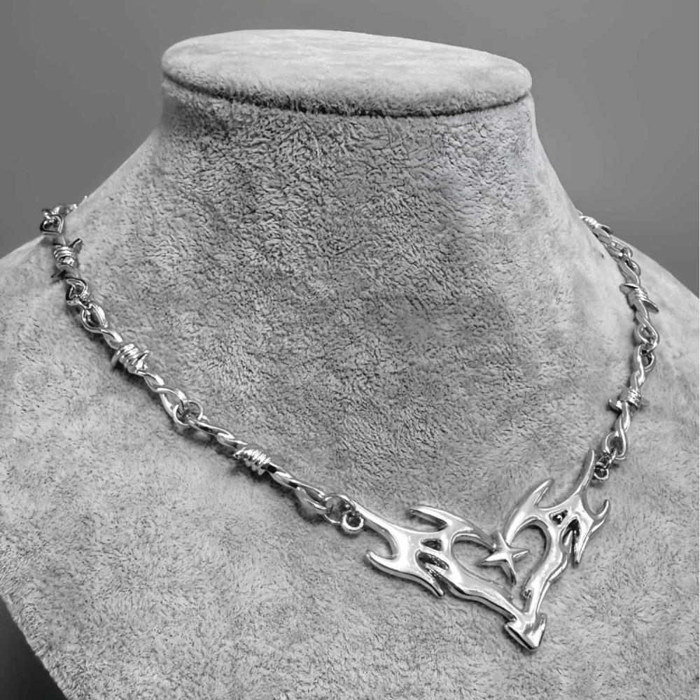 Hip Hop Personality Sliver Color Hollowed-out Flame Totem Heart-shaped Cross Thorny Chain Collar Necklace for Women Men Jewelry