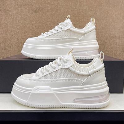 Chaussures de Sport Blanches à Semelle Épaisse et Augmentant la Taille Chaussures de Tennis pour Femmes Nouvelles Chaussures de Planche à Plateforme d'Été en Mesh Respirant Fin