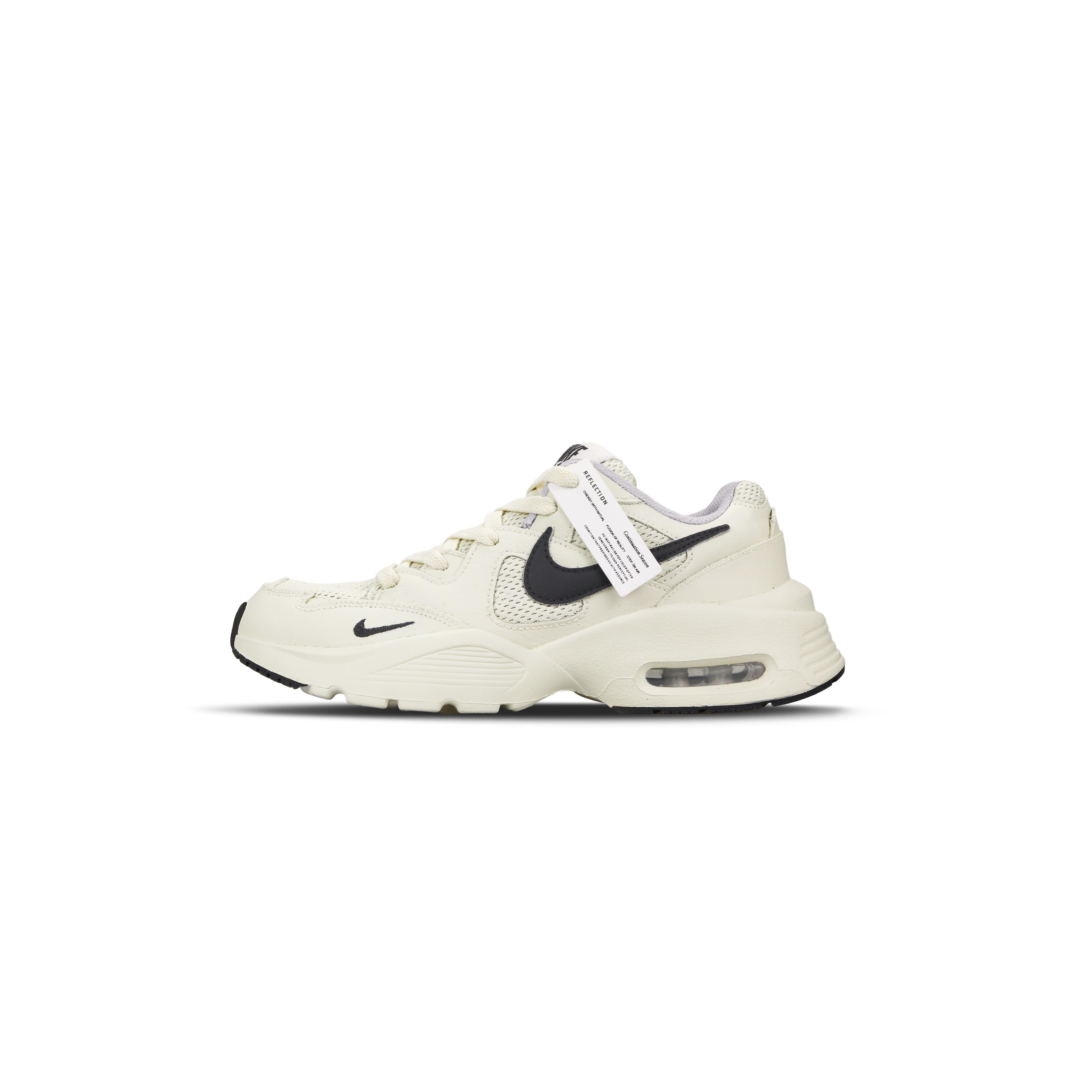 

Nike Air Max Fusion Abrasion Resistant Low top Running Shoes Women s Beige Black CJ1671-100(Team882-) 42.5