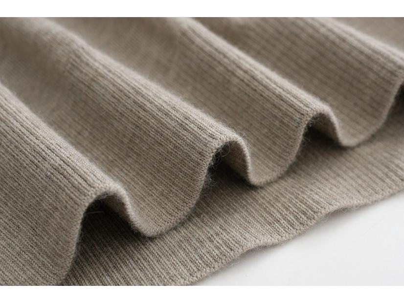 100% Czysty Kaszmir Lekki Sweter z Dekoltem Rolka Slim Fit