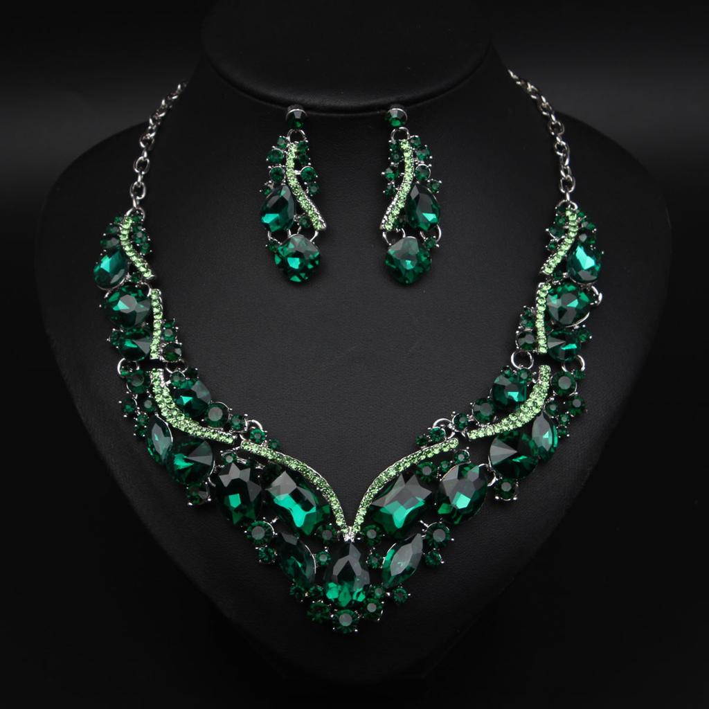 2026 European and American Bridal Banquet Dresses Rhinestone Necklace Earring Set Women's Collarbone Chain Fashion Accessories