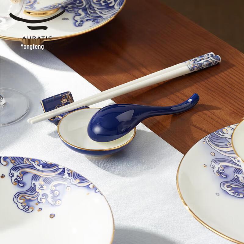 Yongfengyuan 'Pearl of the Sea' 30-Piece Ceramic Dinnerware Set