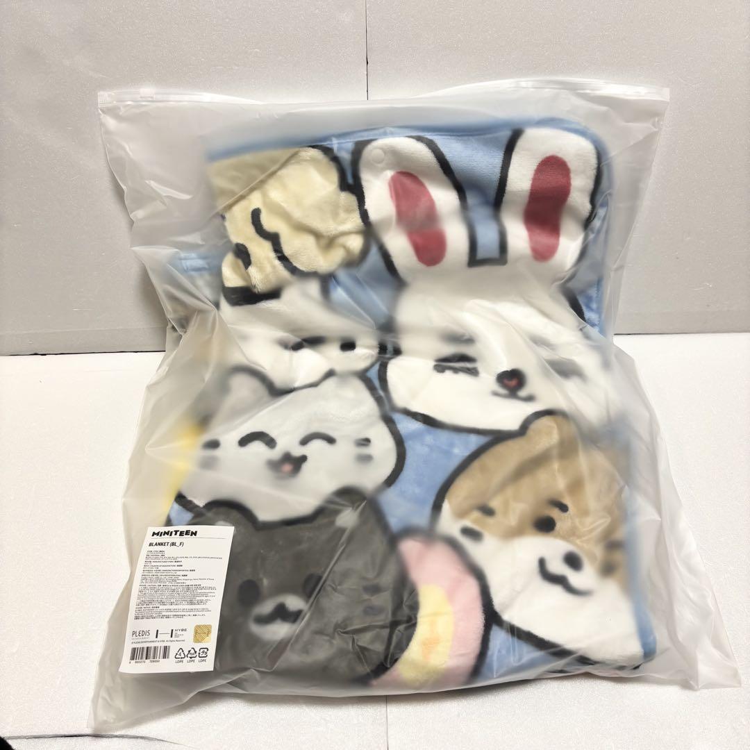 

[USED] SEVENTEEN miniteen blanket
