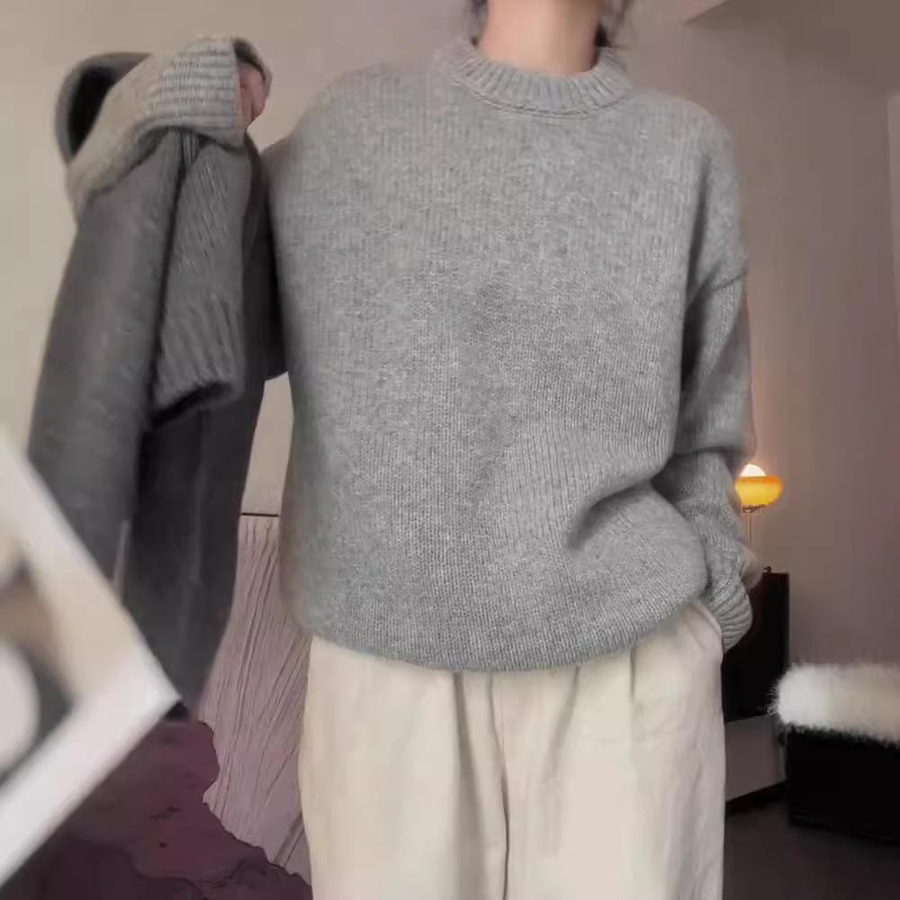 Women's Wool Round Neck Sweater - European Style, Soft Thick Knit for Autumn/Winter.